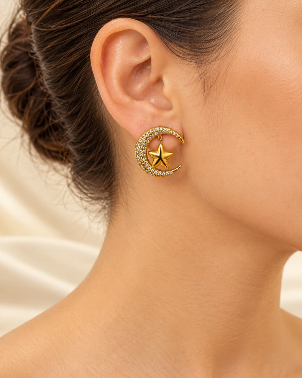 Arete luna con estrella · Foto 2