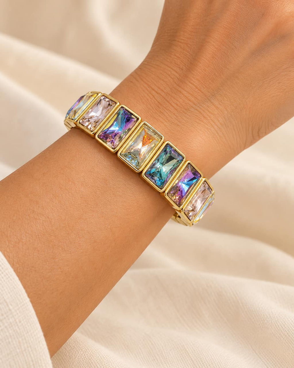 Pulsera de cristales rectangulares tornasol · Foto 2