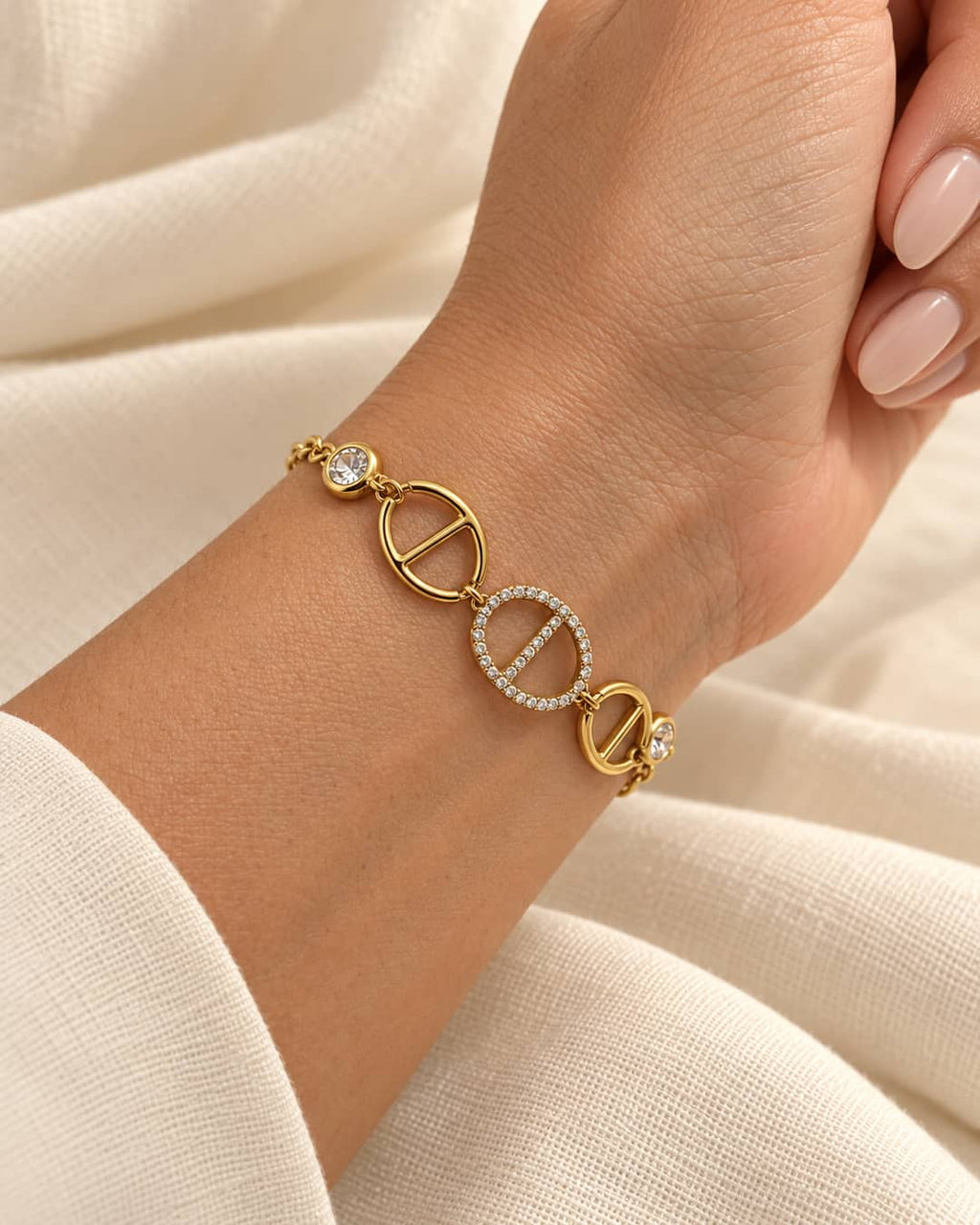 Pulsera óvalos dorada · Foto 2